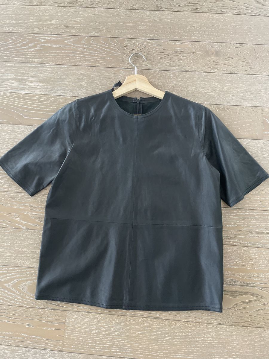 Diesel Top: Diesel Black Gold Leather Top Size 38 – Usato da Zürich venduto da muz_5h6k