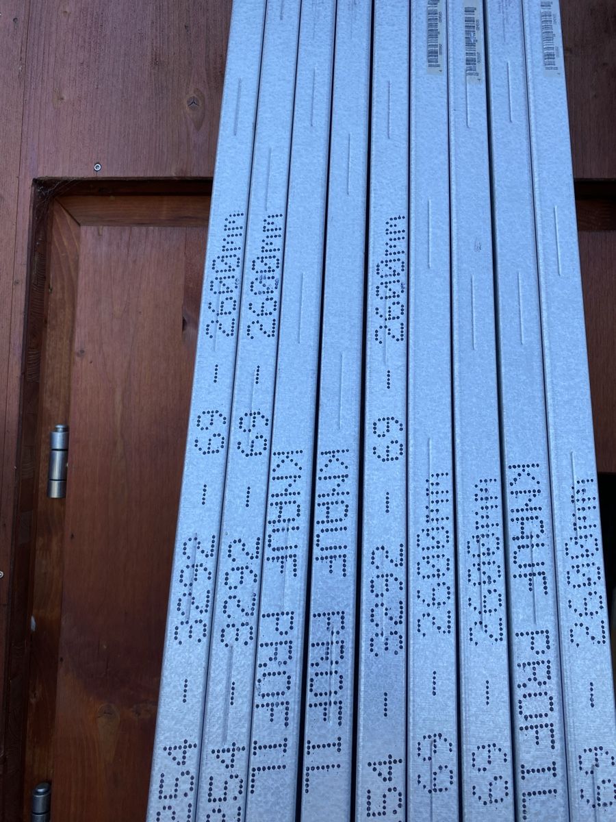 Profilati: Knauf C-Profil 60 x 27mm NEU – Nuovo (secondo la descrizione) da Glattbrugg venduto da Pischte.Brockenhaus 5