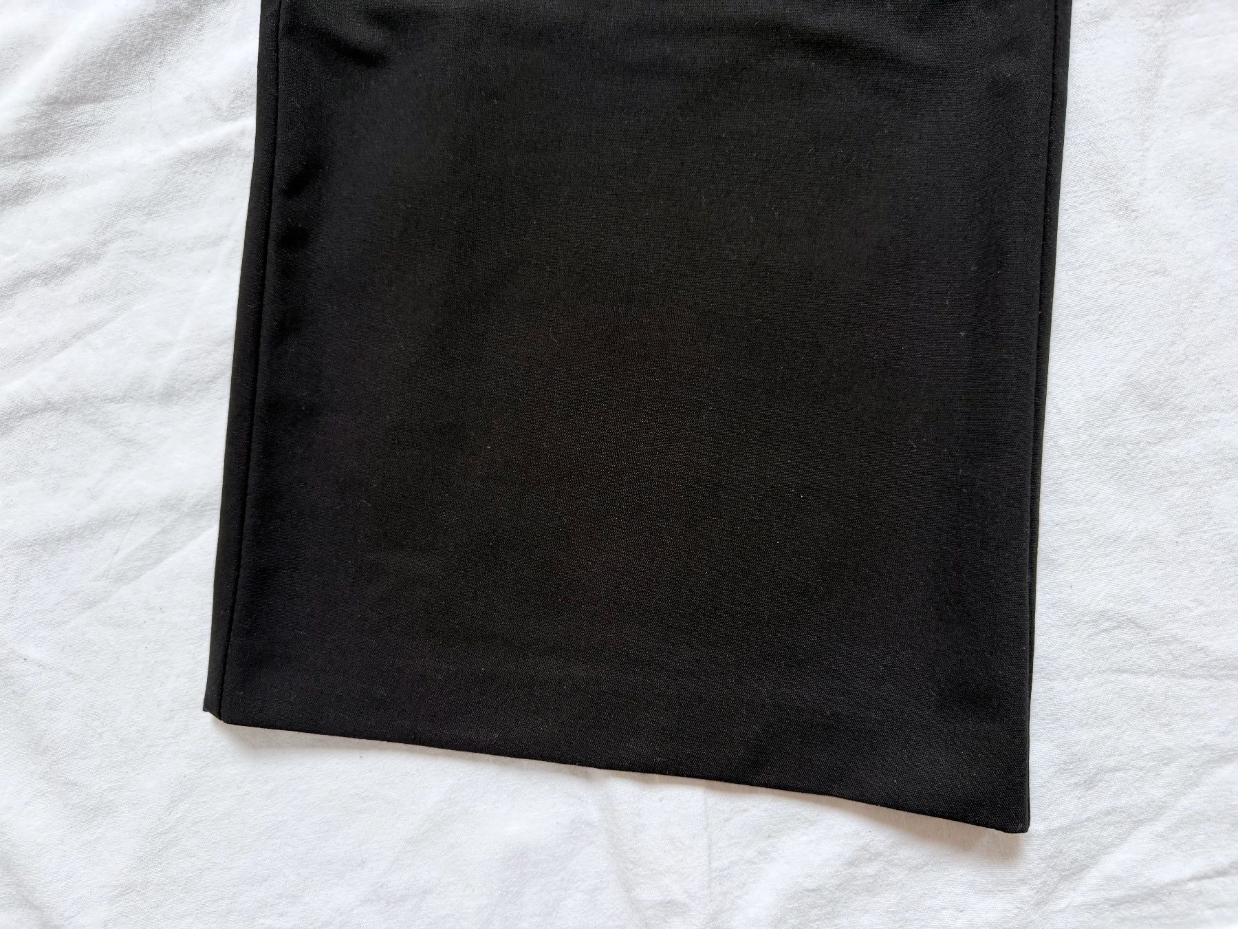 H&M Pantaloni: H&M Hose Gr. 36 - elegant, schwarz, mit Bindegürtel, NEU – Nuovo (secondo la descrizione) da Basel venduto da Solaia28 2