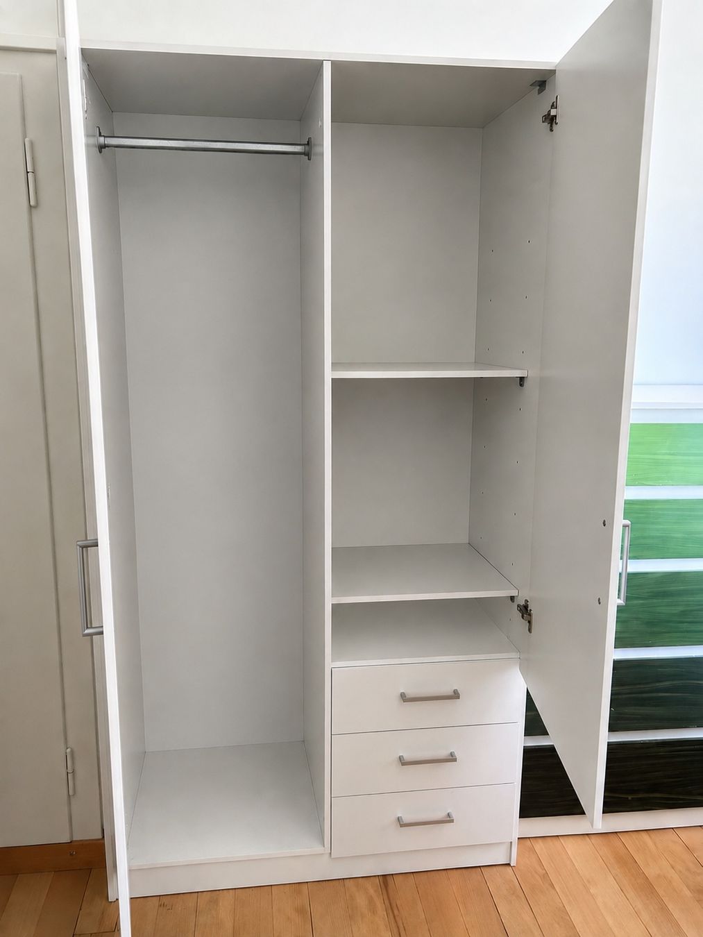 Armadi: Schrank weiss – Usato da Bern venduto da xen_s2sl 1