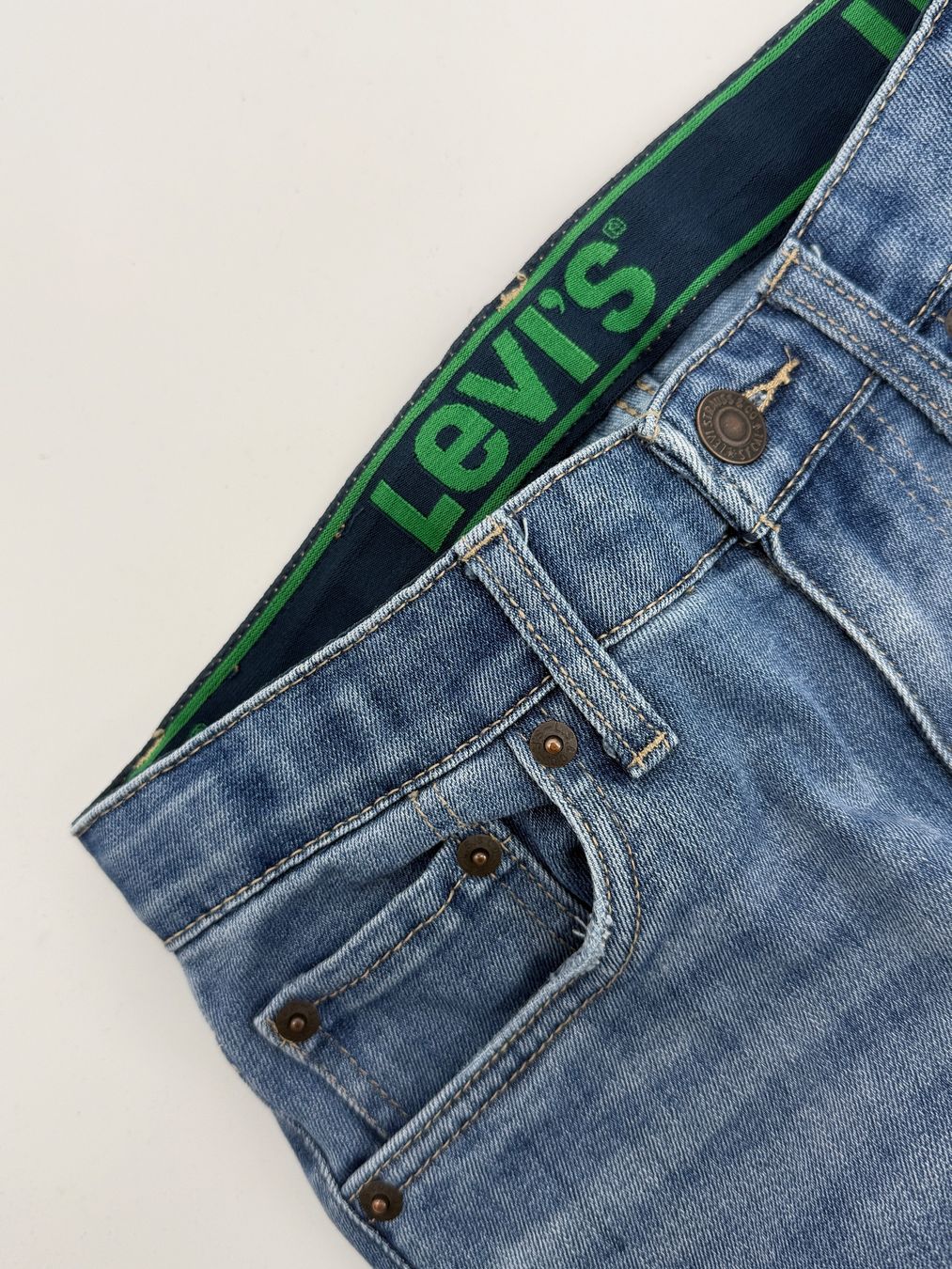 Pantaloni: Levi's 510 Jeans Gr. 140 neuwertig – Nuovo (secondo la descrizione) da Auenstein venduto da moin. 3
