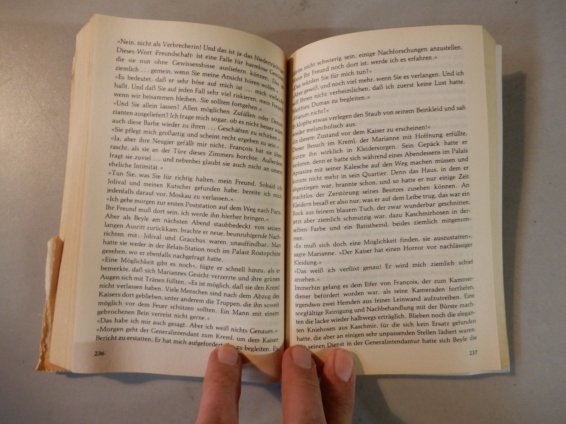 Bücher: Roman "Marianne und der Sieg der Liebe" – Gebraucht aus Erstfeld von Mario_boe0 5