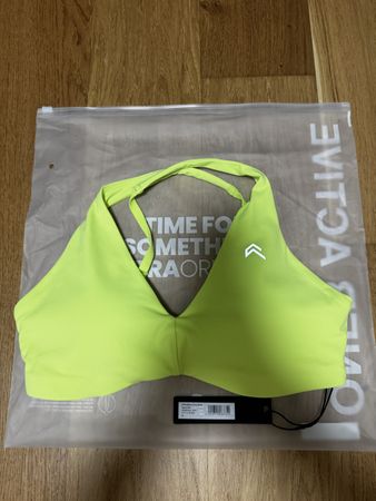 Oneractive size m sport bra