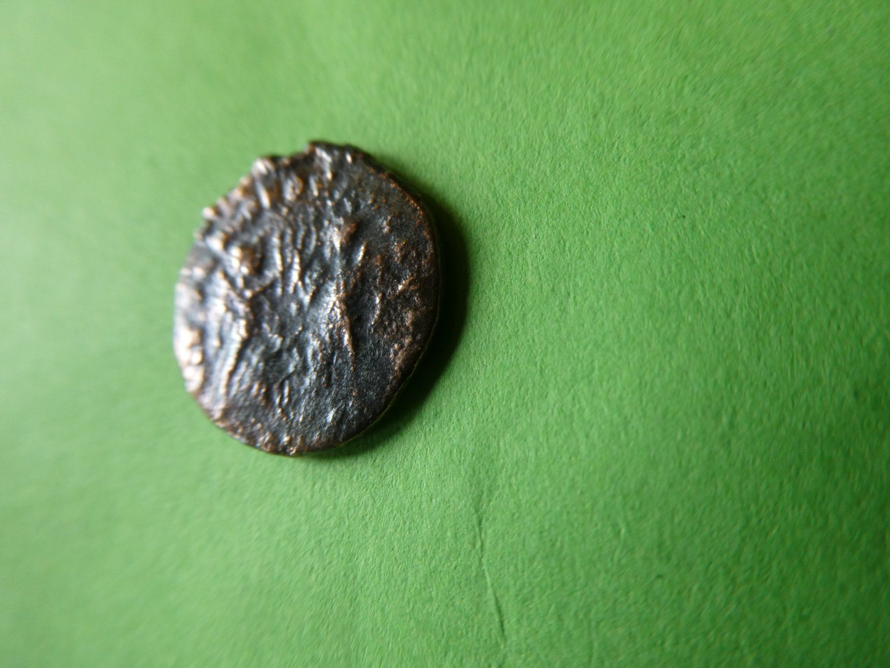 Tutti le monete: uralte Bronzemünze 14 mm     1.73 g – Usato da Hinterforst venduto da Rohusri 3