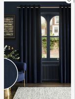 Blauer Samt Vorhang