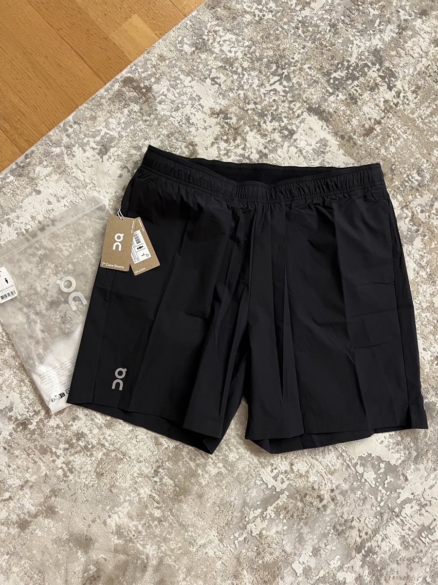 Pantalons: On Train Shorts 7 Herren L (Run on Cloud) – Neuf avec emballage d'origine à Adliswil par AnEmNaIv 3
