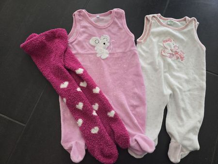 Baby Strampler und Kuschelstrumpfhose Gr 62-68