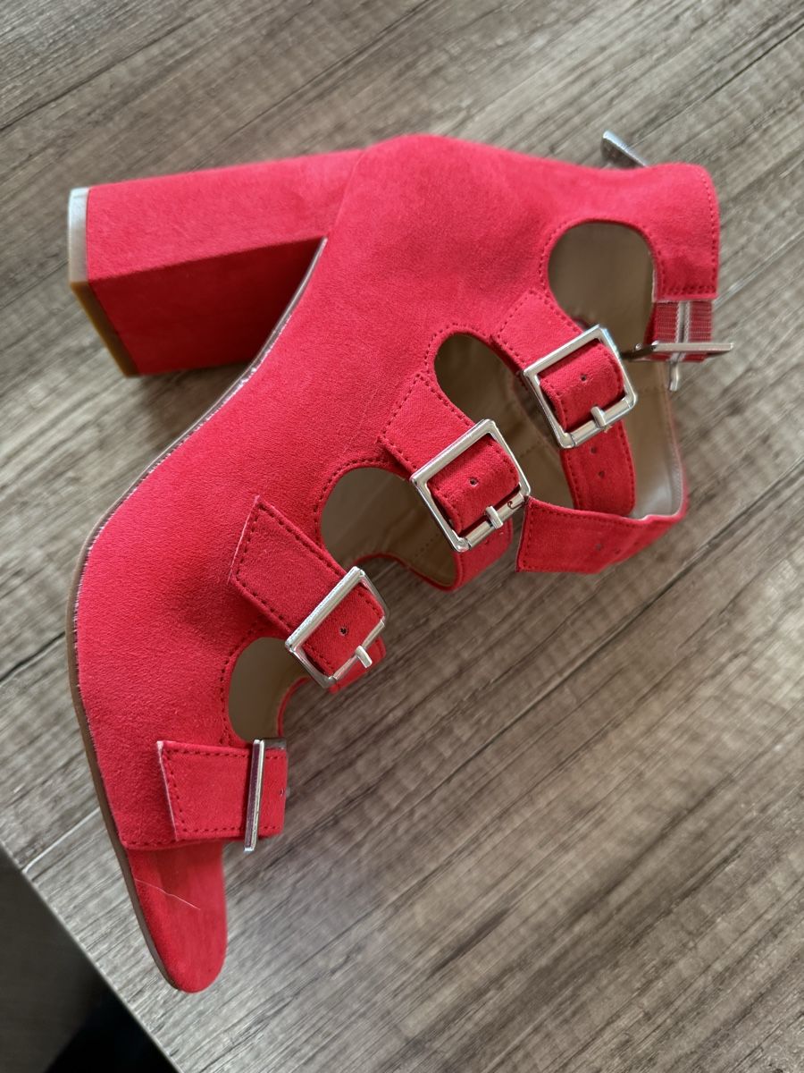 Scarpe da donna: Schaftsandaletten – Nuovo (secondo la descrizione) da Sigriswil venduto da ck56 5