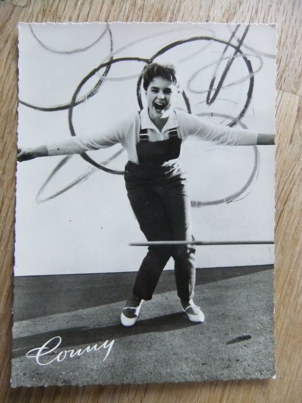 Cartoline postali: Ansichtskarte mit Bild von Conny Froboess 14.6.1966 – Usato da St. Niklaus VS venduto da wunschlos54