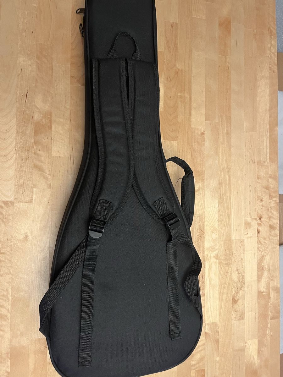 Musikinstrumente: 1/2 Konzert- Gitarre – Gebraucht aus Berikon von Dusche 1
