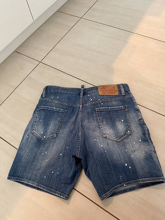 Jeans: Jeans kurz DSQUARED2 – Gebraucht aus Münchwilen TG von aeronautica72 1