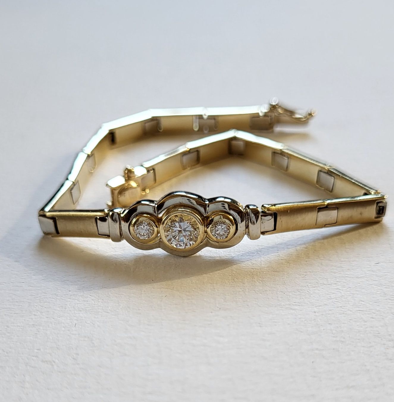 Armbänder & -reifen: Gold 585 Massiv Armband Mit Steine – Gebraucht aus Wald ZH von Aniade 3