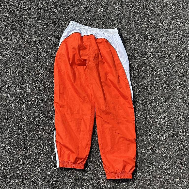Pantaloni: Nike Tn Trackpants – Usato da Hettiswil venduto da mat_8jyn 1
