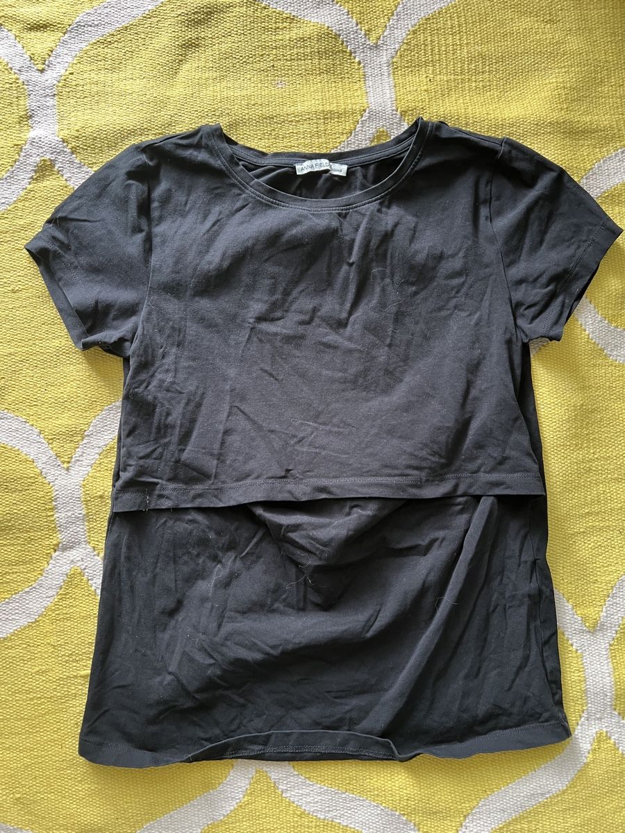 T-Shirts: Zwei Still-T-Shirts, schwarz, M/L – Gebraucht aus Zürich von Rajkumari 1
