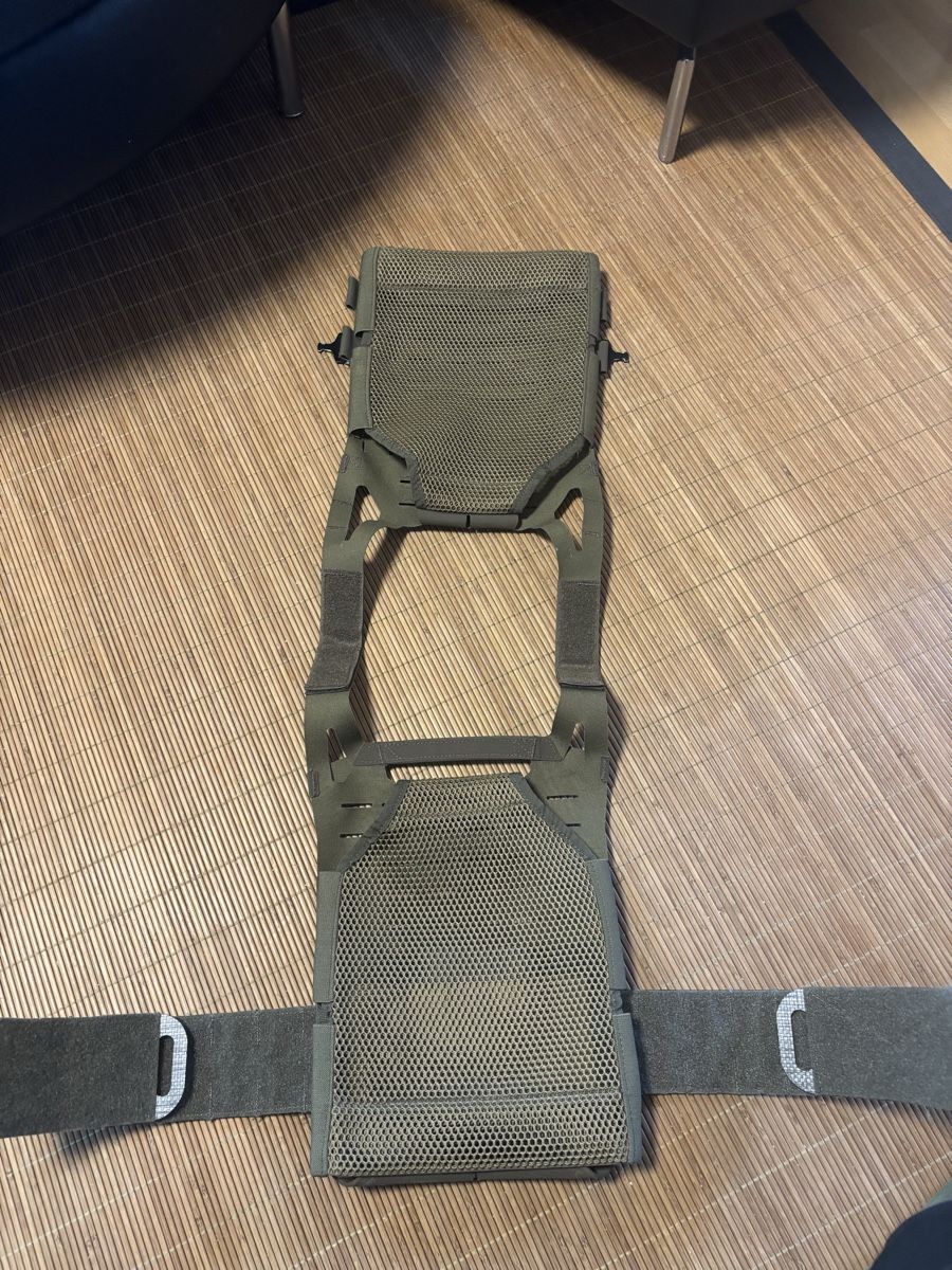 Uniformi: Airsoft Plattenträger  – Usato da St. Gallen venduto da nei_w25x 2