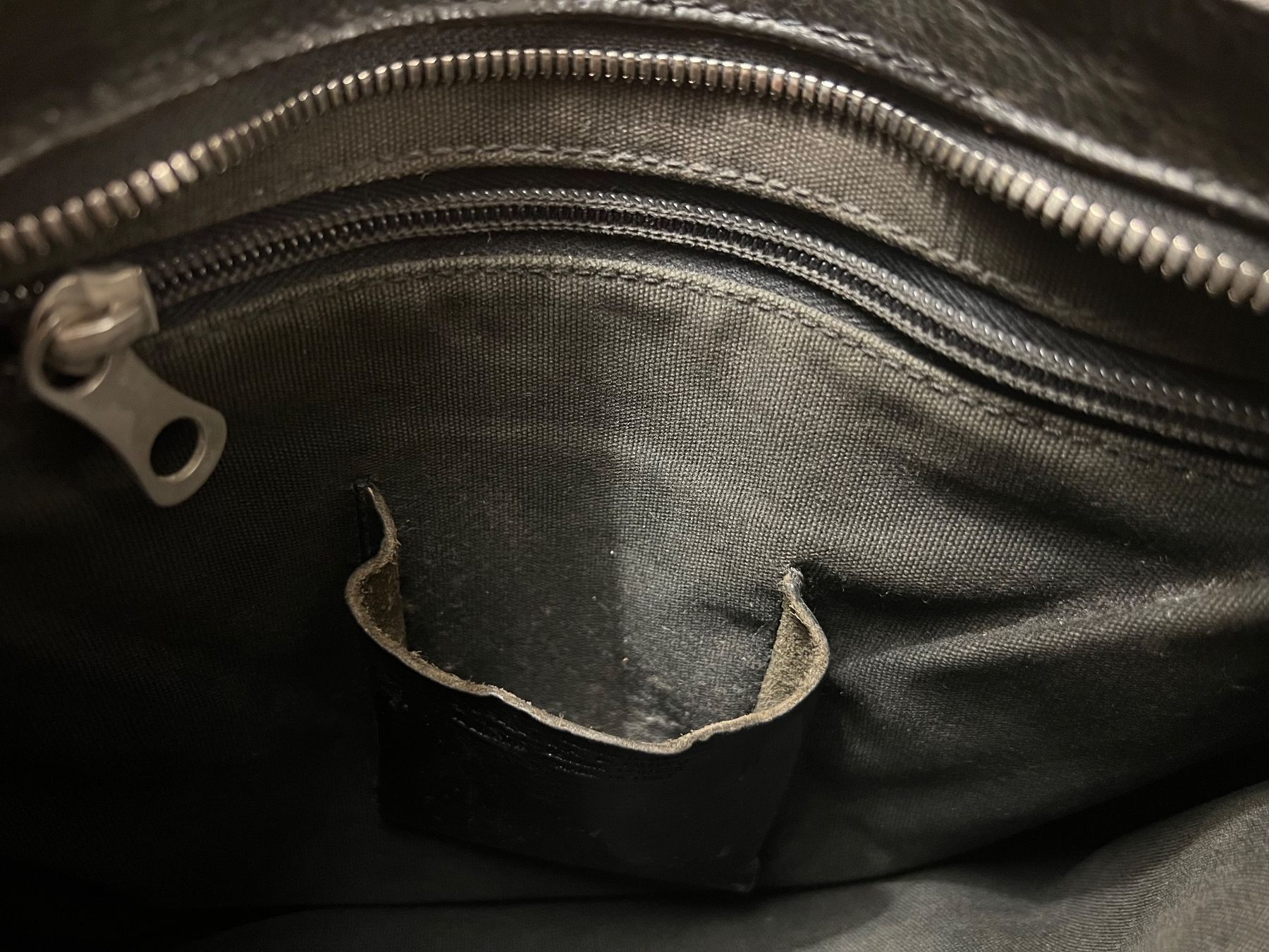 Taschen für Damen: Il Bisonte Ledertasche, schwarz, Top Zustand! – Gebraucht aus Luzern von remiti 6