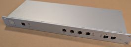 Ubiquiti UniFi Security Gateway Pro USG-PRO-4