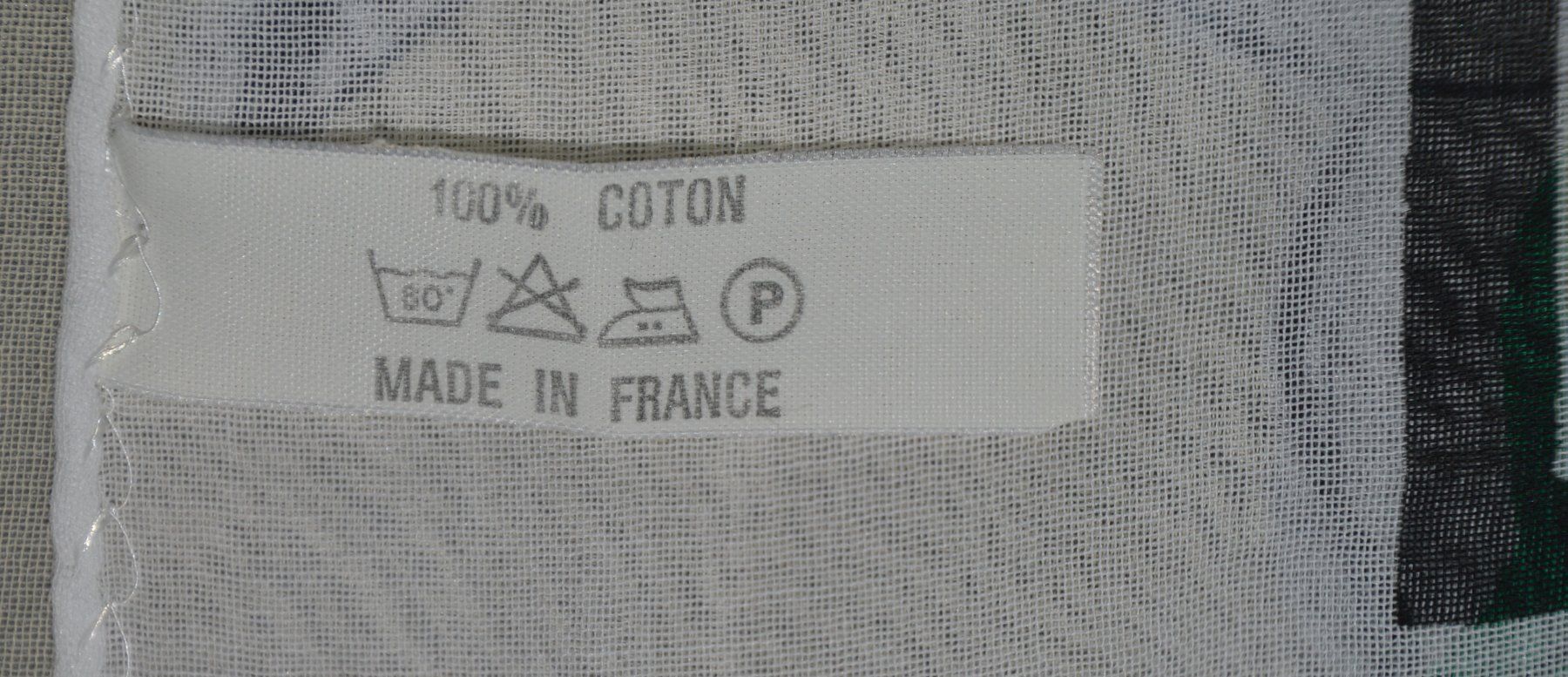 Chanel Foulard & Sciarpe: Schal Chanel châle – Usato da Collonges venduto da Auganien 8