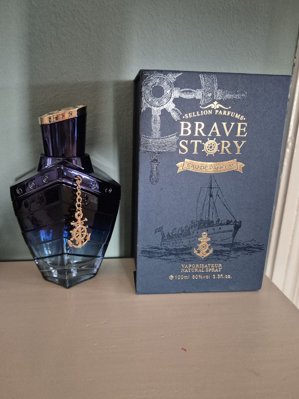 Parfum & Eau de Toilette: Herrenduft Brave Story, NEU 100ml – Neu und originalverpackt aus Zofingen von Just_That_Thing