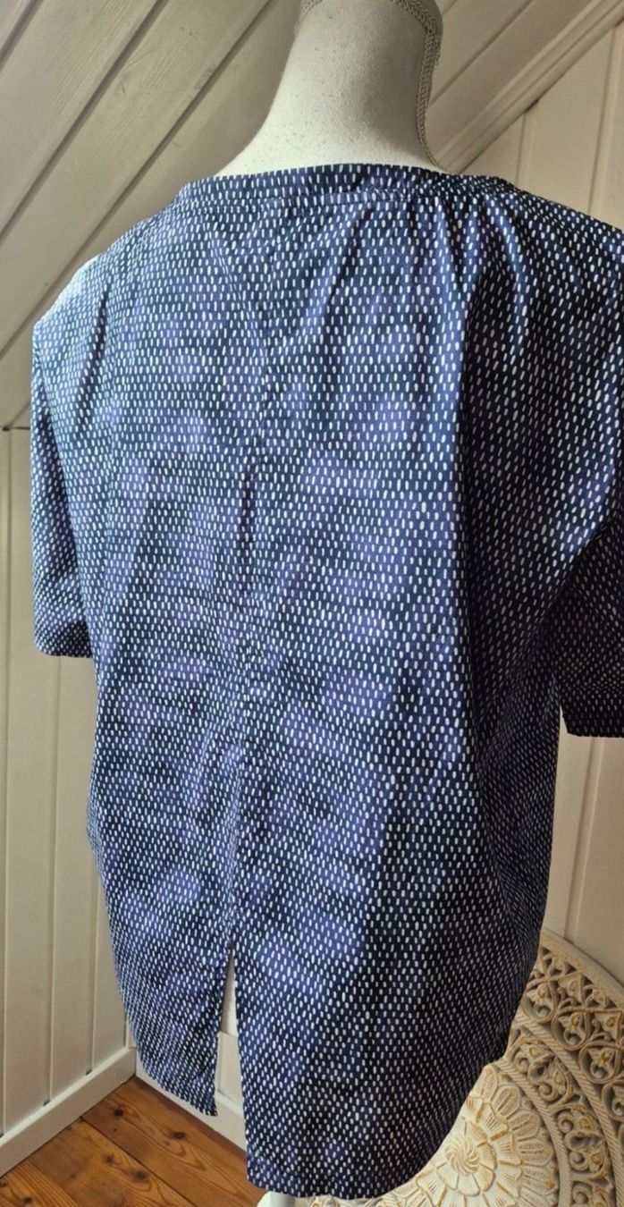 Woolrich Camicette: Blaue Kurzarmbluse S/M Woolrich - neuwertig – Nuovo (secondo la descrizione) da Safenwil venduto da 2hand_aber_wertvoll 2