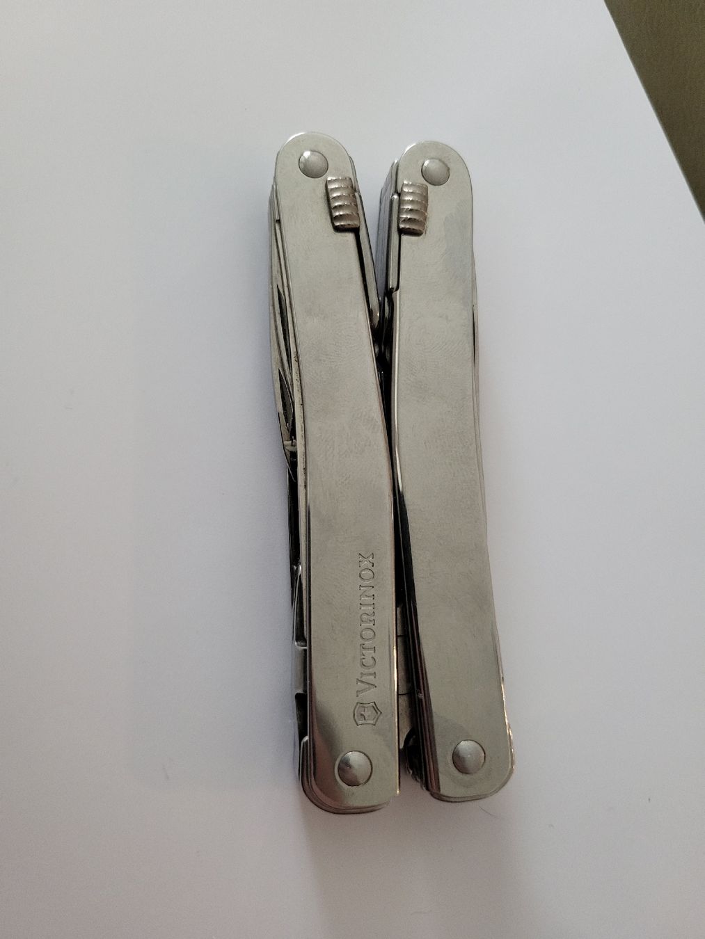 Victorinox Coltelli tascabile: VICTORINOX SWISS TOOL – Usato da nunningen venduto da mic_88k2