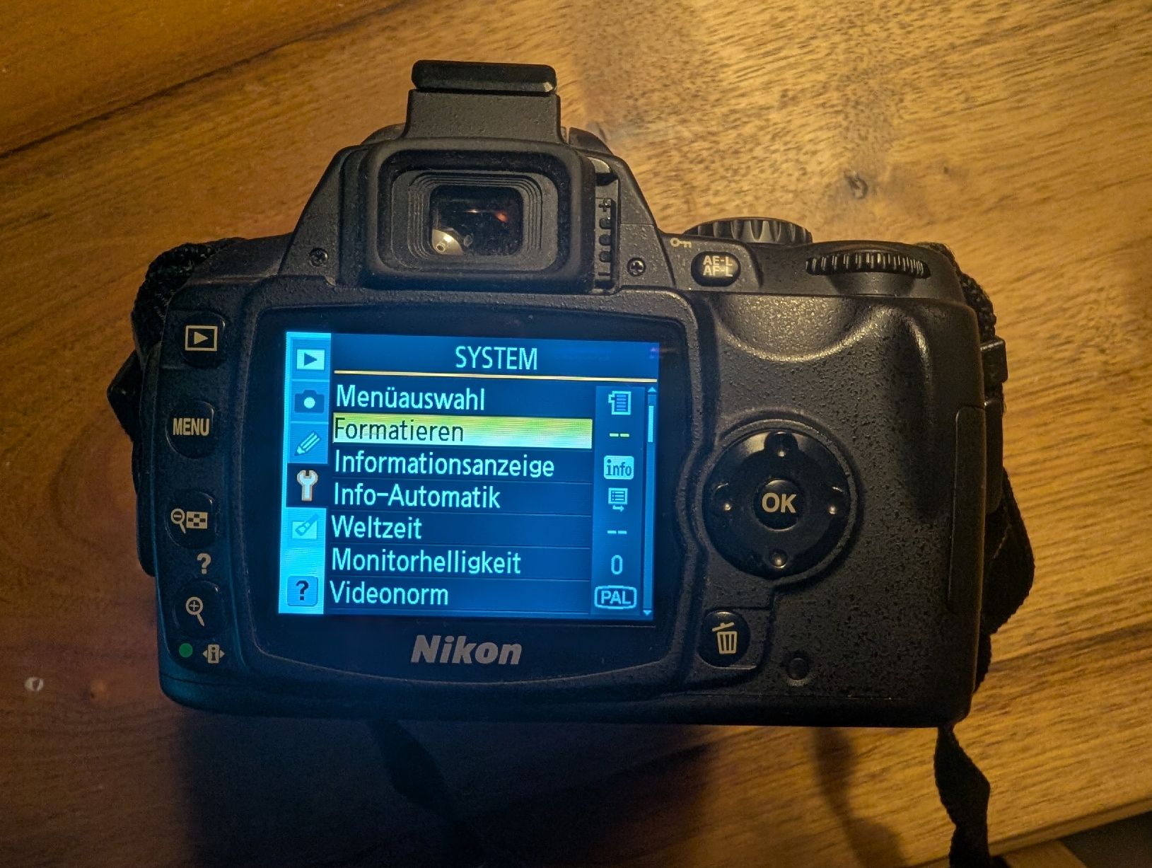Nikon Fotocamera: Nikon  D40x – Usato da Zürich venduto da Zetabomb 3