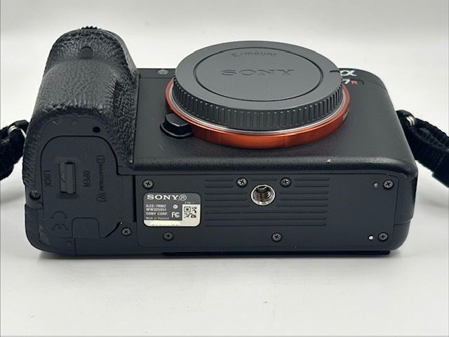 Sony Fotocamera: Sony ILCE-7RM2 / A7RII - 42 MP – Usato da Seewis Dorf venduto da Plebejus 6