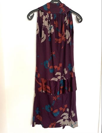 Bordeaux Kleid mit Rückenausschnitt Blumenmuster, Gr. M