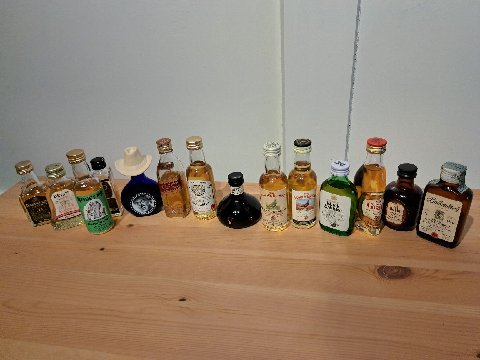 Spirituosen: Whisky Miniature über 100 Flaschen – Neu (gemäss Beschreibung) aus Brittnau von Prorex 6