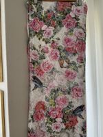 Designer Stoff mit  Rosen bedruckt