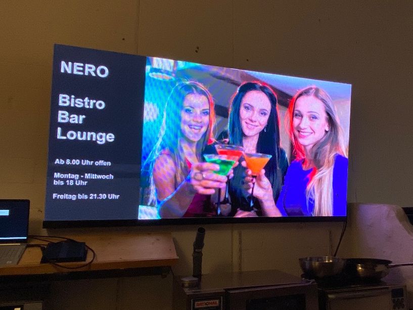 Monitor: LED Screen – Usato da St.Gallen venduto da Oren 2