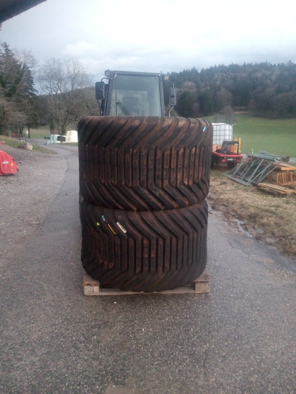 Pneumatici & Ruote complete: Pneu 800/45x26.5 – Usato da Rüttenen venduto da Dart4 1