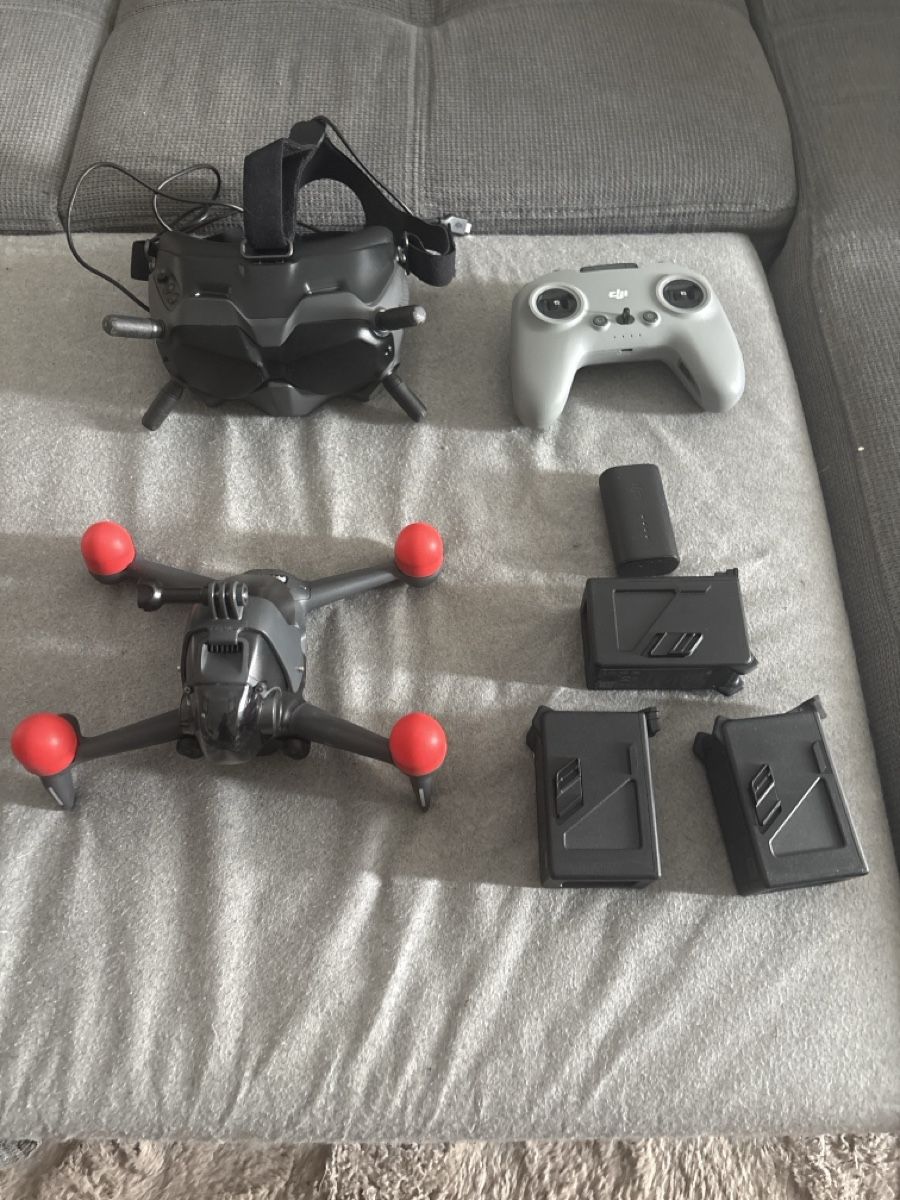DJI RC Modellbau: DJI FPV - Fly more combo – Gebraucht aus Wangen von xVenom