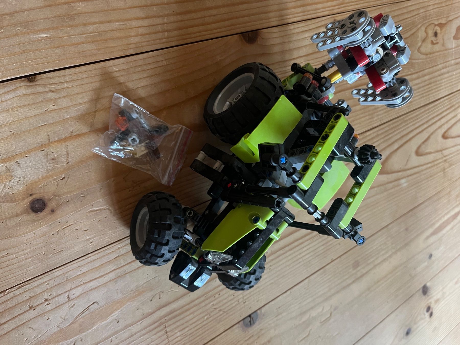Lego Baukästen: LEGO Technic 9393 Traktor mit Bauanleitung gebraucht – Gebraucht aus Latsch von Xstorm