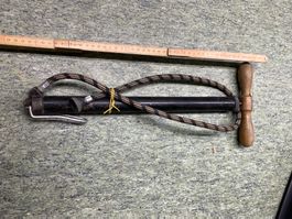 uralte Velo-Pumpe, Holzgriff, für Oldtimer, Luftpumpe