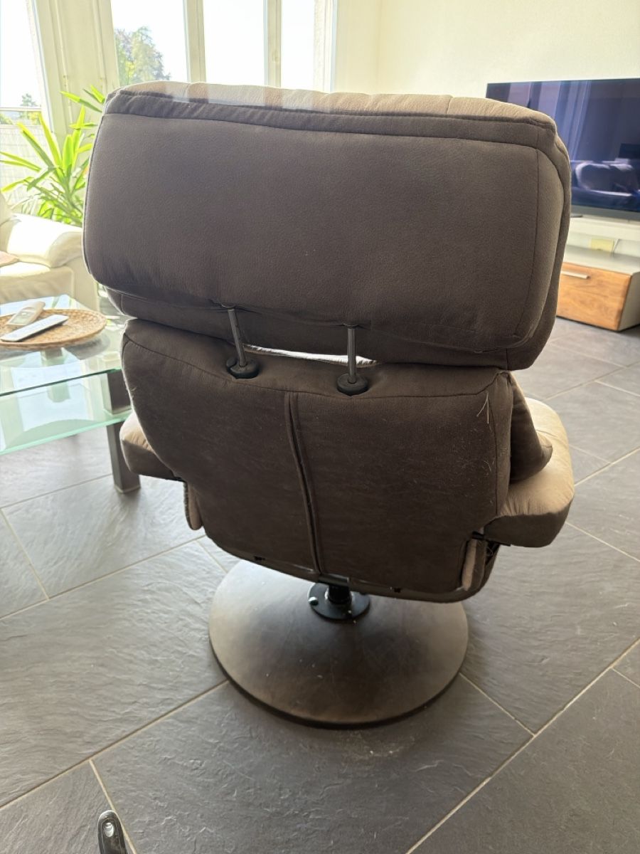 Poltrone: BEQUEMER     RELAXSESSEL    MIT     FUSSHOCKER – Usato da Wetzikon ZH venduto da philippe_22 1