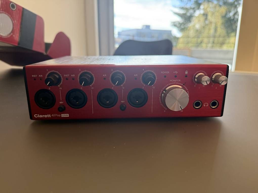 Attrezzatura per studi di registrazione: Focusrite Clarett 4Pre USB – Usato da Ostermundigen venduto da trillib 1