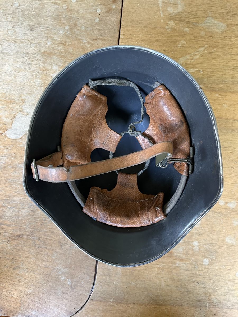 Schweizer Armee Uniformen & Effekten: Schweizer Armee Helm  – Gebraucht aus Sala Capriasca von ZF888 5