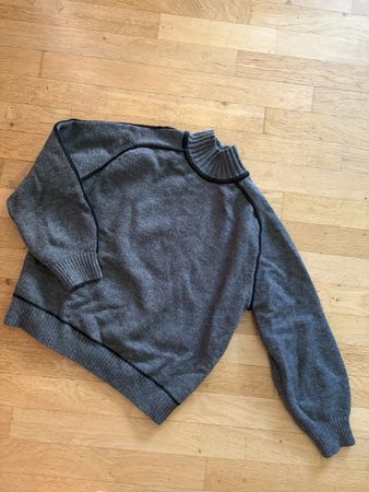Pull gris col montant coupe classique taille M