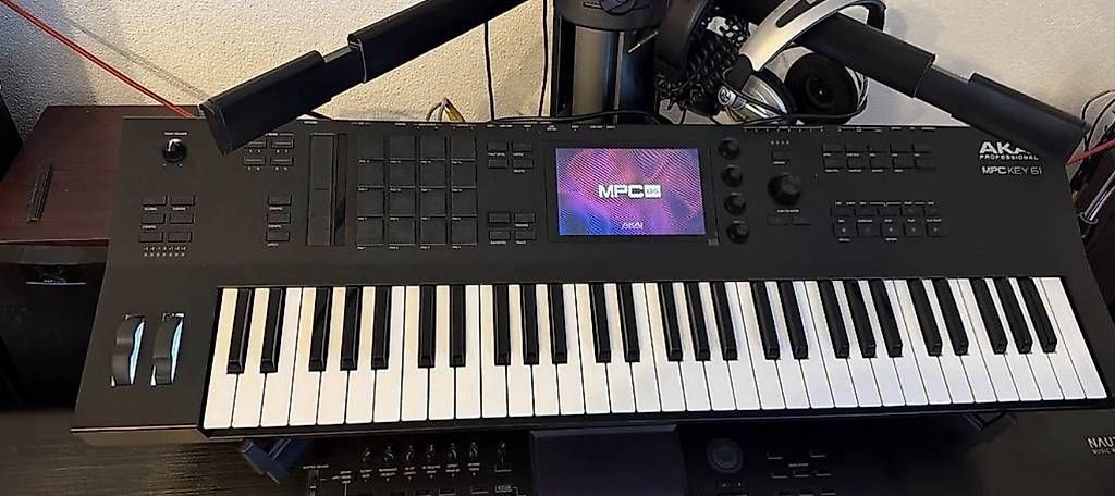 Instruments de musique: Akai MPC Key 61 – D'occasion à Niederrohrdorf par Baerandmore 2