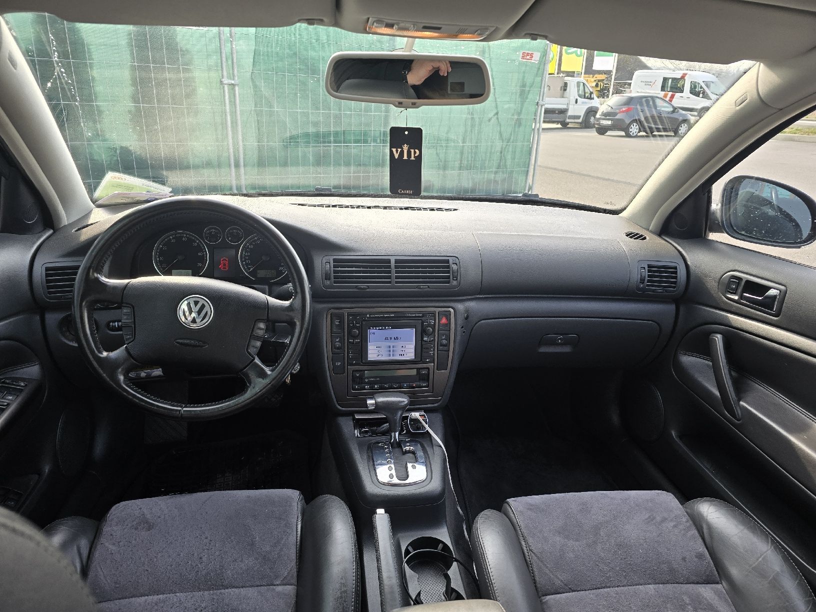 VW Automobili: VW PASSAT 1.8T 150 PS AUT. – Usato da Alchenflüh venduto da Carp-82 4