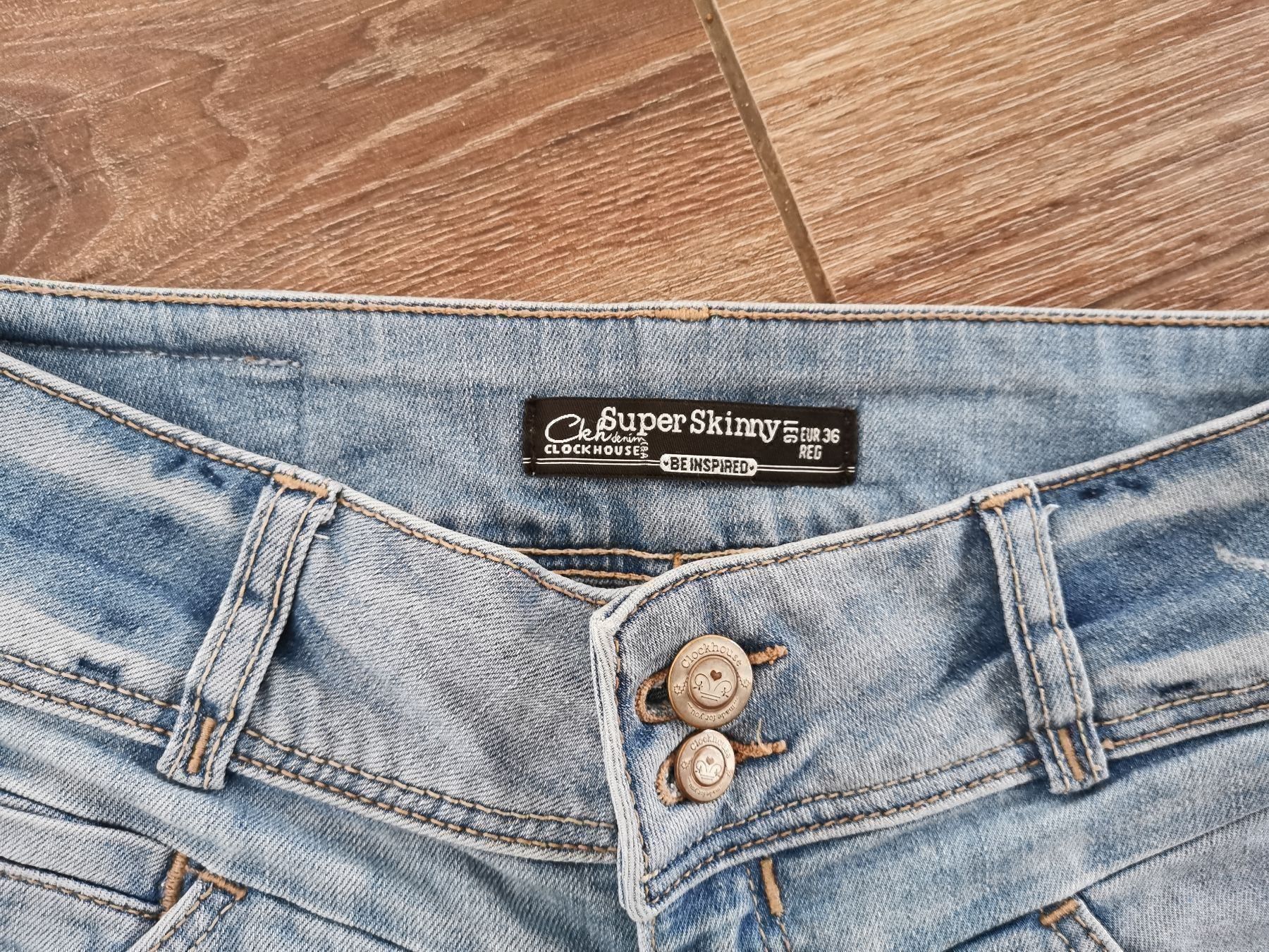 Jeans: Jeans Clockhouse Gr. S – Usato da Zwingen venduto da crazy84 1