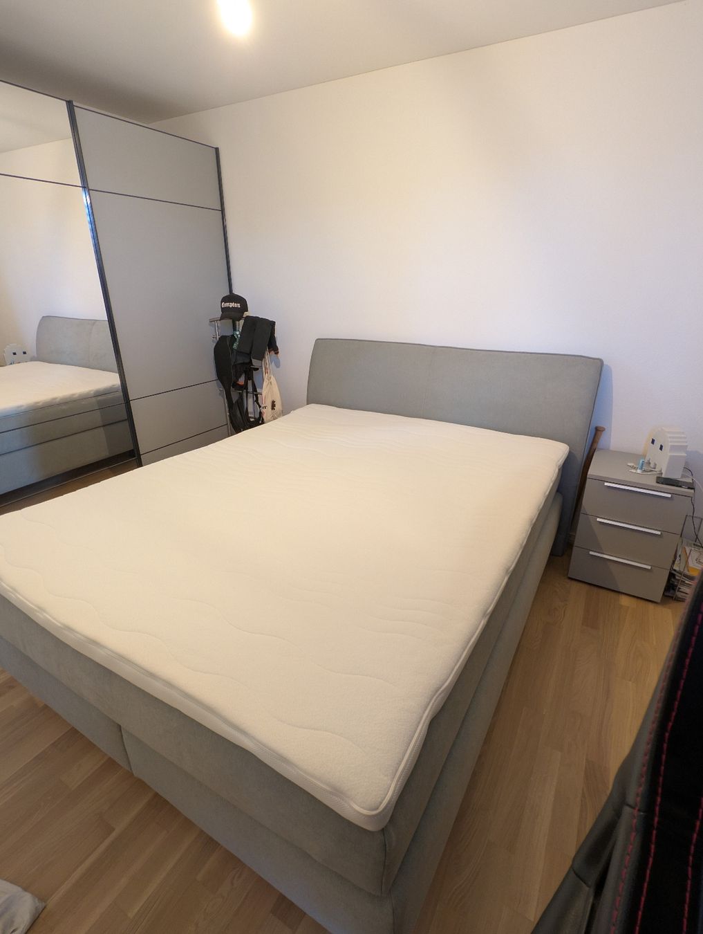 Letti: Boxspringbett 160x200 Grau – Usato da Therwil venduto da jef_2ffl 1