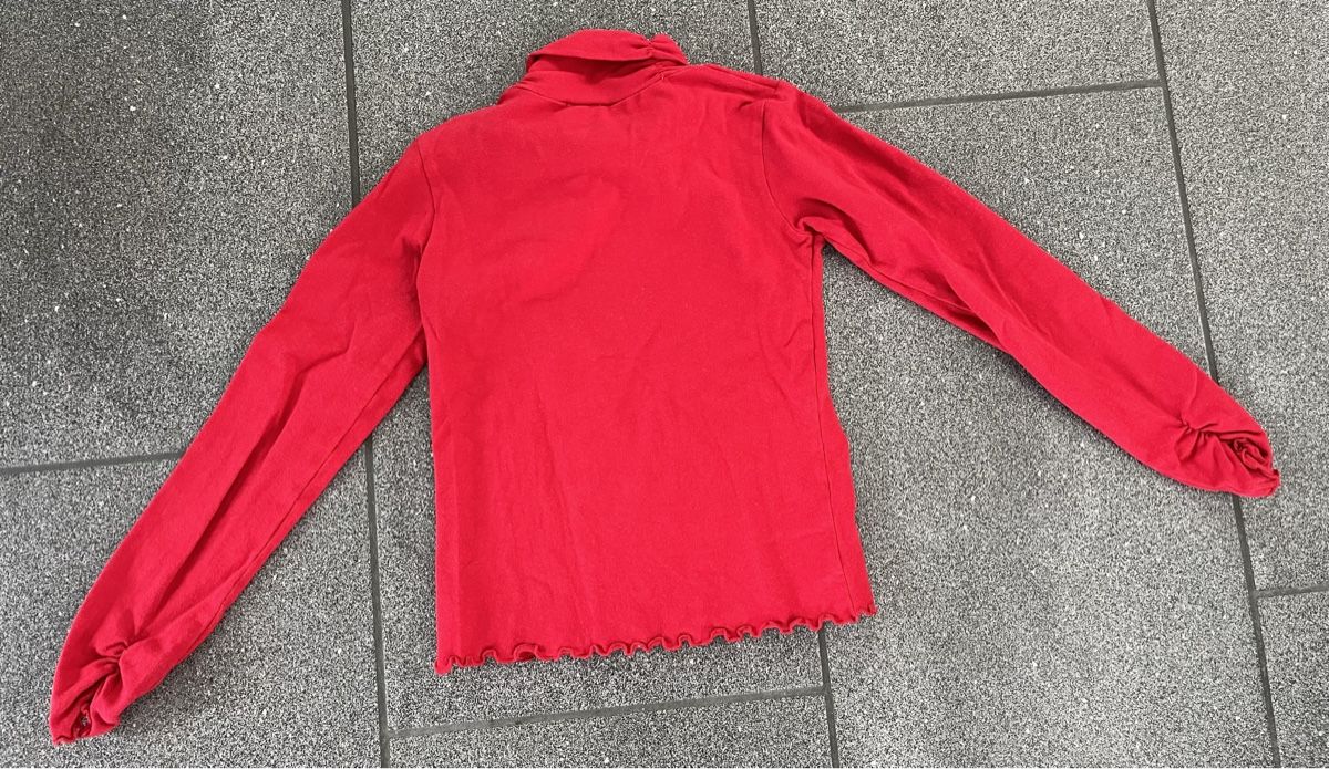 Maglioni & Felpe: Süsser Rollkragenpullover Gr. 128 – Usato da Hünenberg See venduto da spartakus02 1
