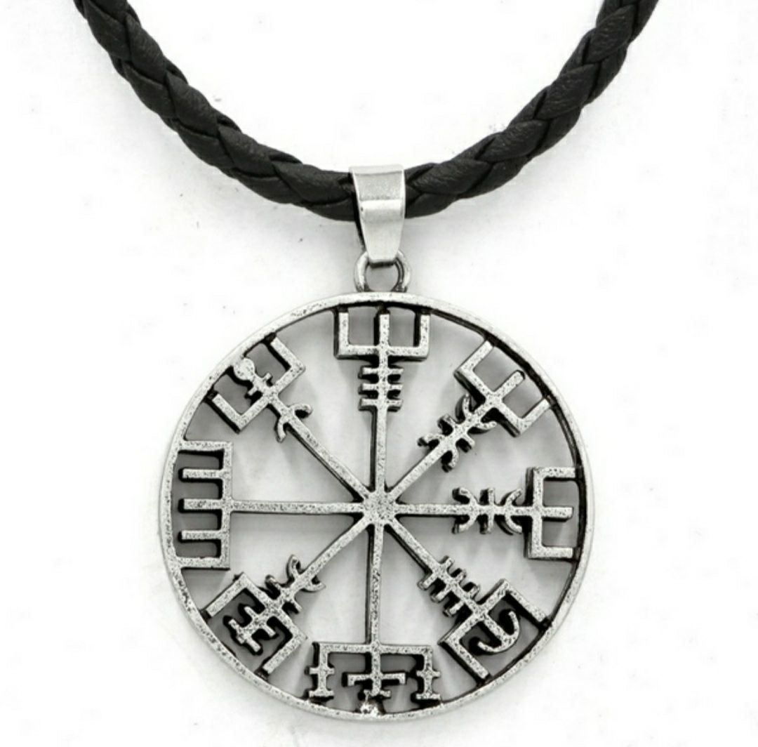 Ciondoli: Neu Halskette Vegvisir – Nuovo e nell'imballaggio originale da Walenstadt venduto da emynmuil1 1