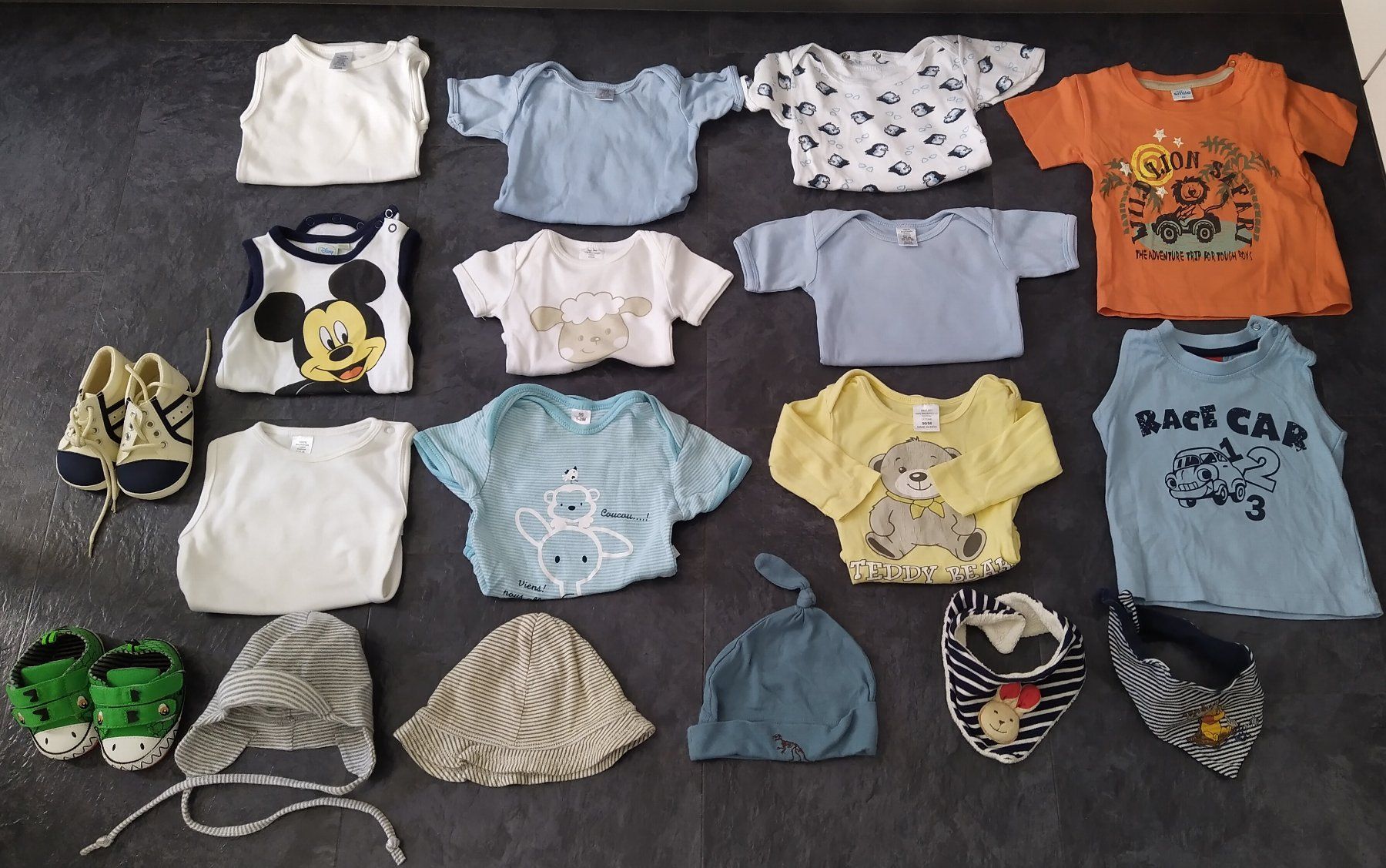 Kleiderpakete & -sets: Kleiderset Jungs Gr. 50 / 56 18-teilig – Gebraucht aus St. Gallen von Patrizia0711
