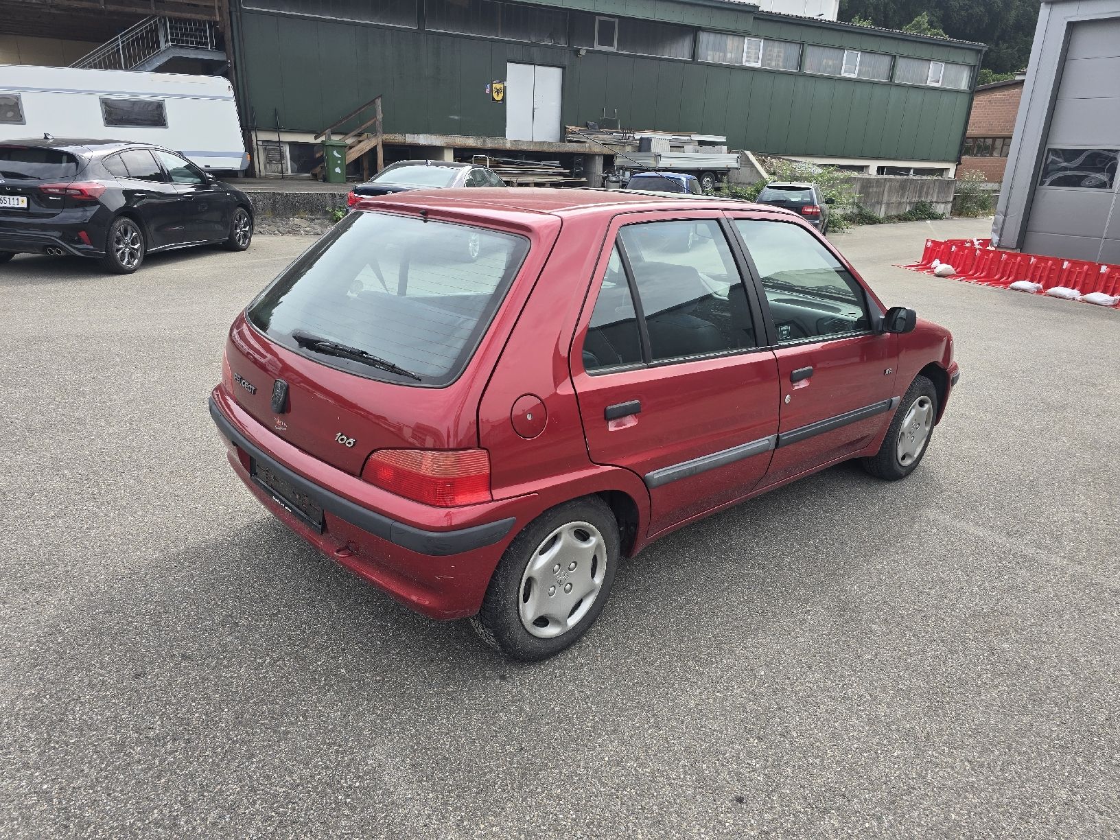 Peugeot Automobili: peugeot 106 1.1 – Usato da Thayngen venduto da Central5 3