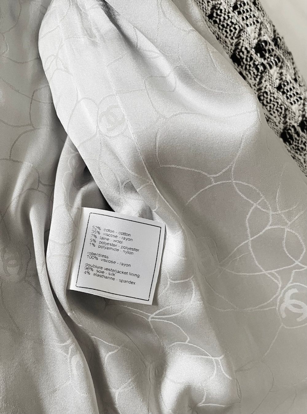 Chanel Giacche: CHANEL Blazer Tweed – Usato da Etoy venduto da Airesun 5