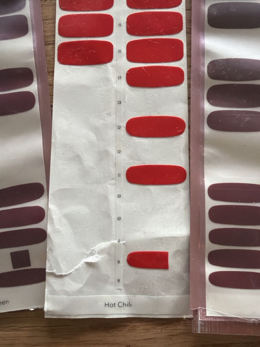 Maniko Smalto per unghie: Maniko Nagelfolien Set, 4 Farben – Usato da Ostermundigen venduto da Chrissy06 3