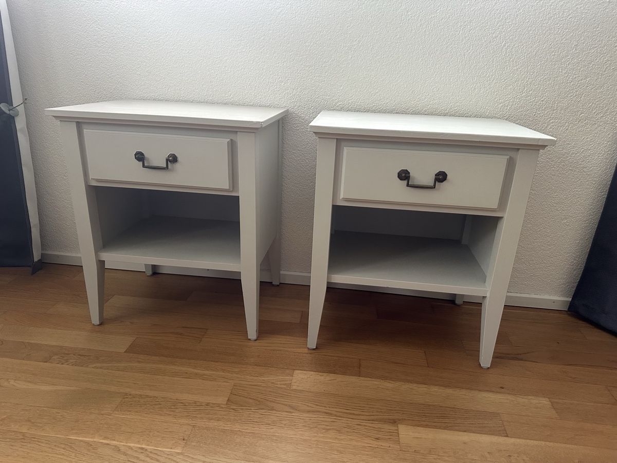 Comodini: Zwei Nachttischli – Usato da Weiach venduto da Gismo049